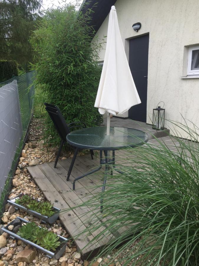 Studiovy Apartman V Zahrade Police nad Metují Exteriör bild